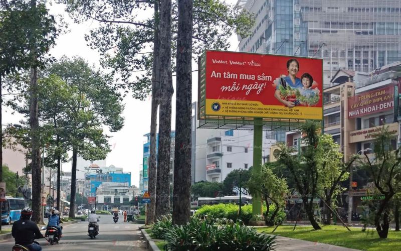 lợi ích khi sử dụng quảng cáo billboard